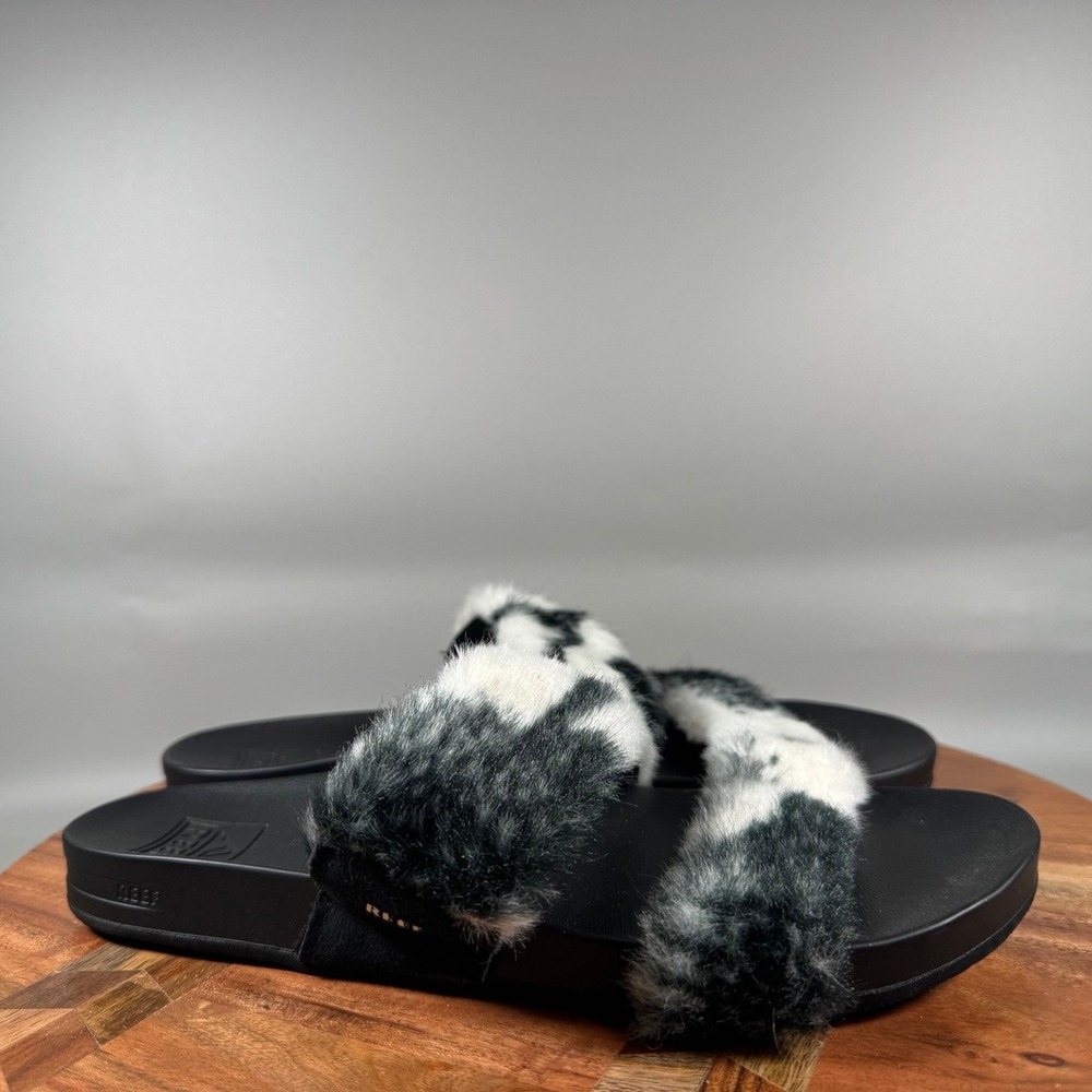 Reef Cushion Vista Cozy Black White Zebra Faux Fur Slide Sandals Womens 8 H-22